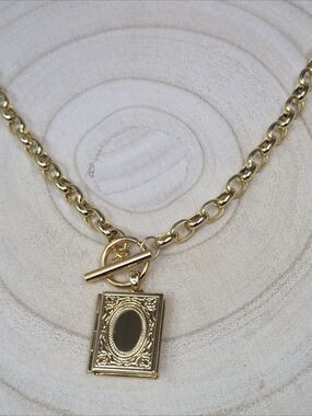 18K Gold Plated Book Locket Necklace Statement Chain Vintage Style Photo Pendant